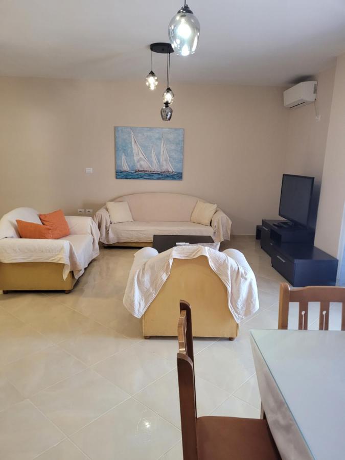 Marina Apartment Саранде Екстериор снимка